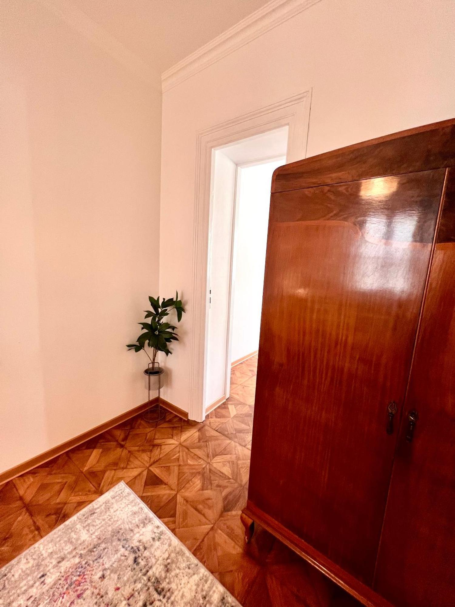 Suite Mitteleuropa Private Parking Триест Екстериор снимка