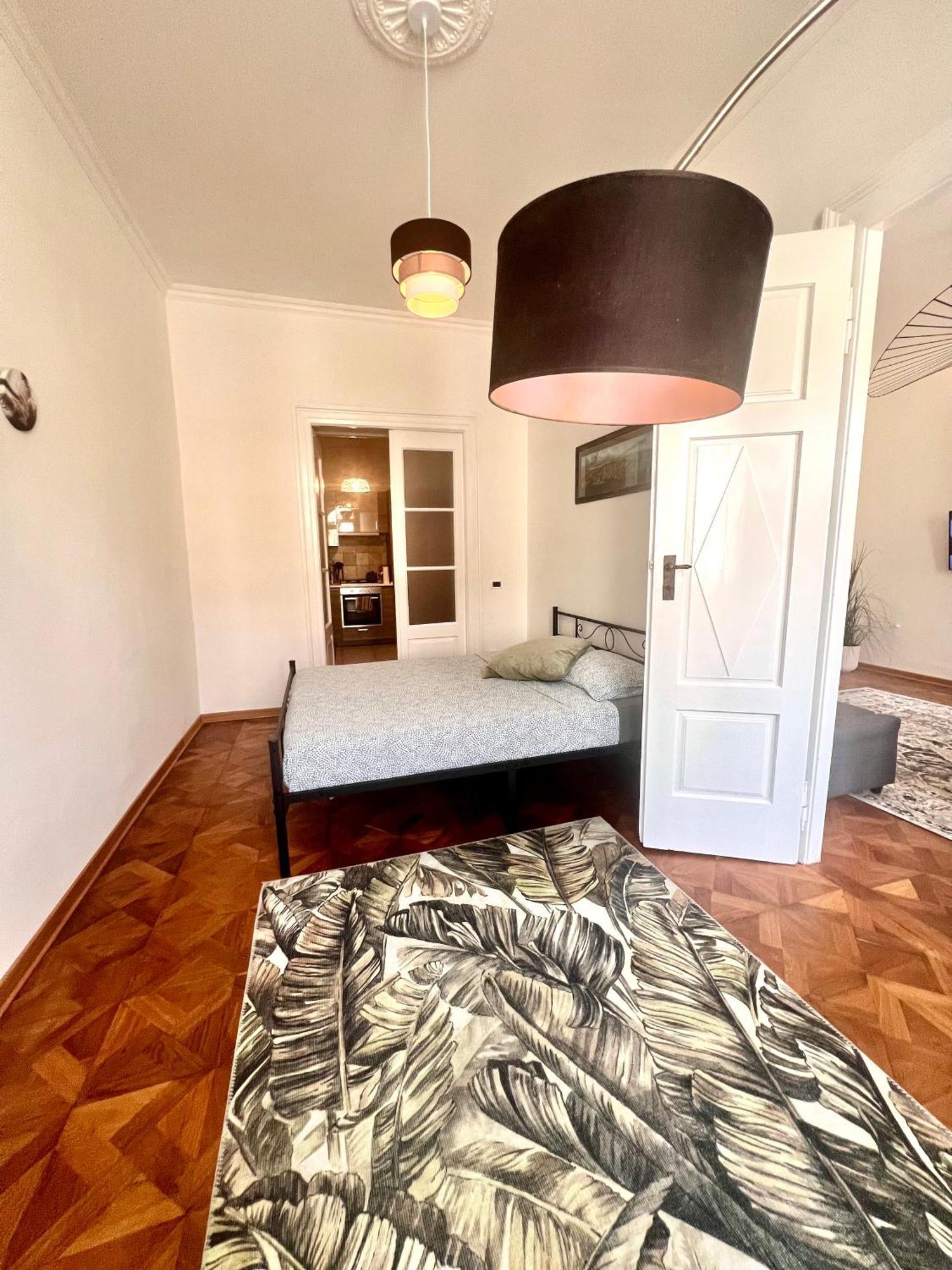 Suite Mitteleuropa Private Parking Триест Екстериор снимка